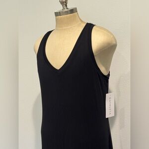 Athleta Charcoal V-Neck Sleeveless Top